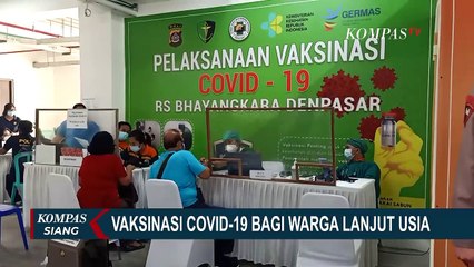 Lansia di Denpasar Divaksin Covid-19 di RS Bhayangkara