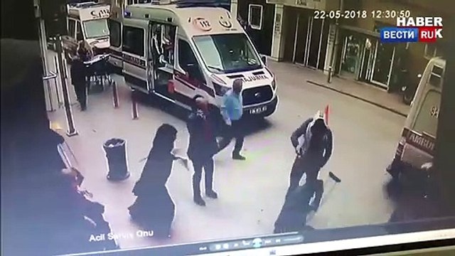 Житель Стамбула расстрелял семейную пару в отместку за гибель брата - Вести 24