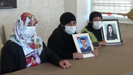 Kısıtlamaya rağmen evlat nöbetinde olan babadan kızına ‘teslim ol’ çağrısı