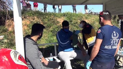 Kırmızı ışık ihlali yapan kamyon otomobilin üzerinden geçerek devrildi: 3 yaralı