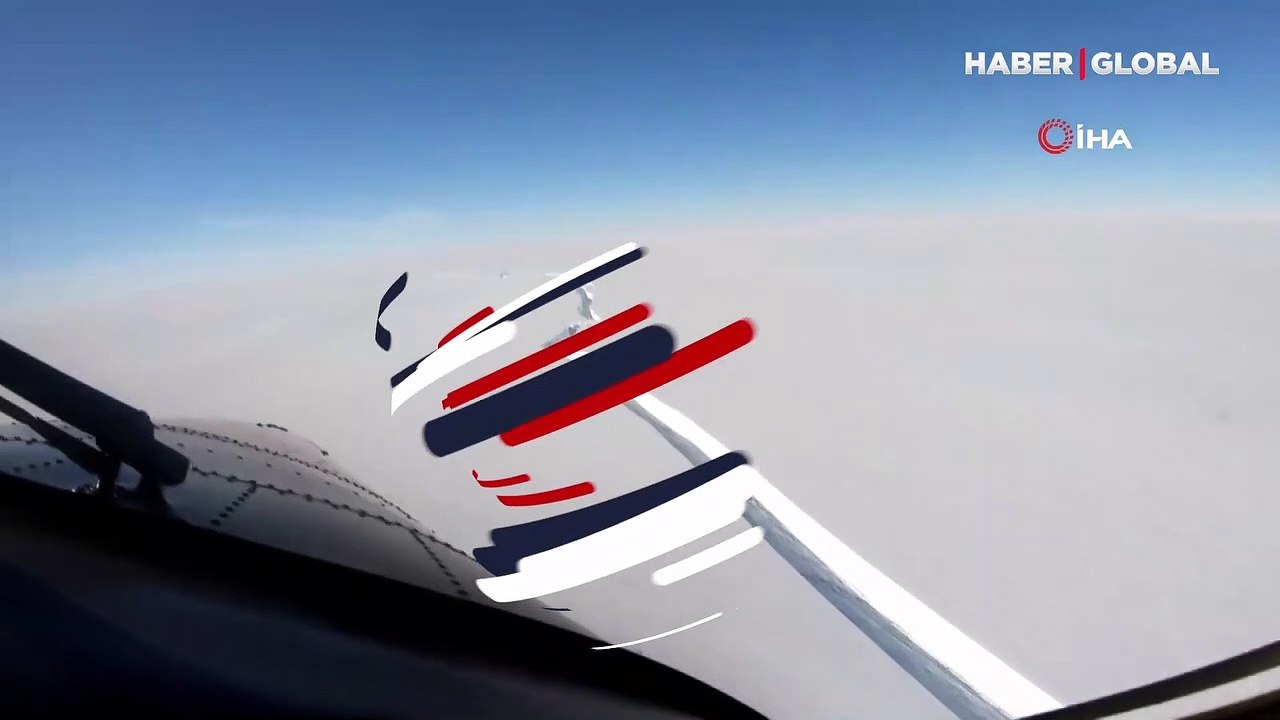 Antartika'da dev buz kütlesi buz sahanlığından koptu