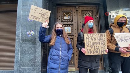 - Ukrayna’da aktiviste verilen hapis cezası protestoları devam ediyor