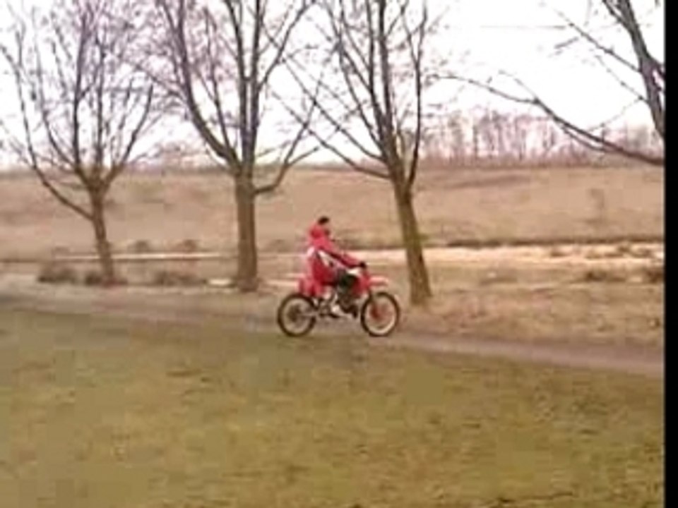 POURSUITE EN CROSS TOUT SEUL MDR