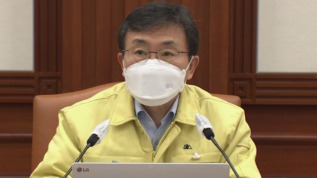 [현장영상] 일상회복을 위한 코로나19 예방접종 3일째...순조롭게 진행 / YTN