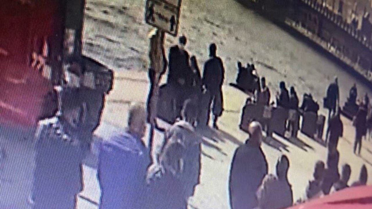 İstanbul’da genç kıza dehşeti yaşattı, meydan dayağı yedi