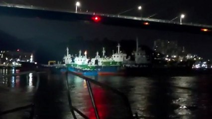 여수에서 선박 7척 한때 표류...인명 피해 없어 / YTN