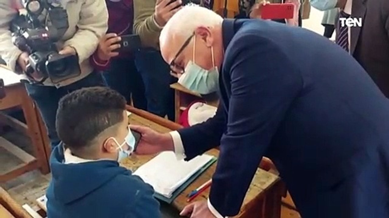 وزير التربية التعليم يجري اتصالا هاتفيا مع تلمي...