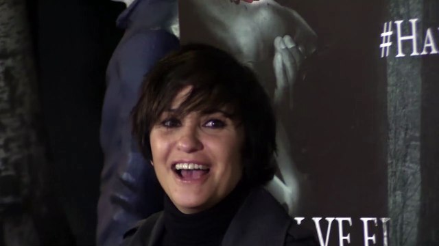 'Sábado Deluxe' | Melani Olivares confiesa su bisexualidad: Tengo un novio y una novia