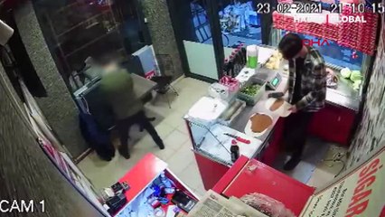 Acılı çiğ köfte saldırısı saniye saniye kamerada