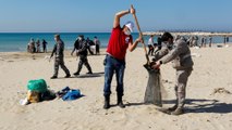 Lebanon begins cleaning beaches after oil spill