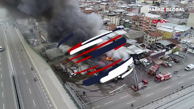 Bursa Osmangazi'de hurdalıkta büyük yangın! İstanbul-Bursa Yolu Caddesi trafiğe kapandı
