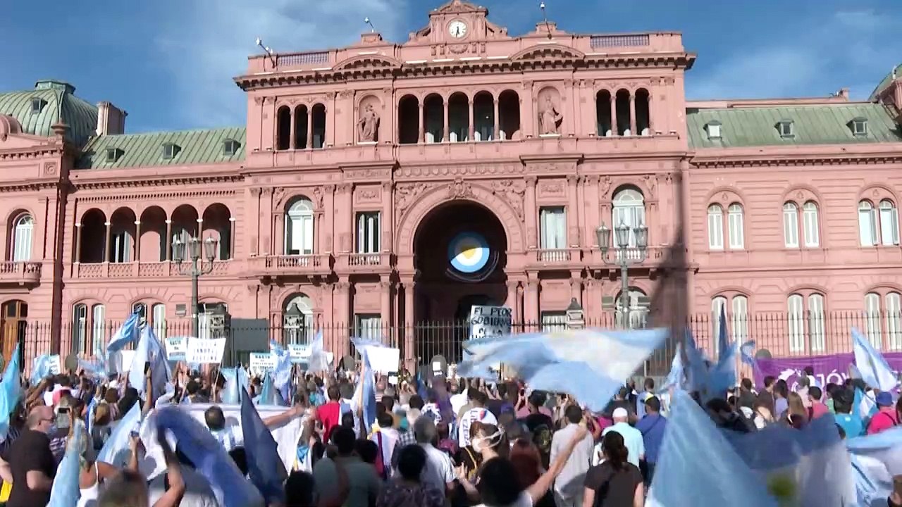Proteste gegen 'VIP-Impfungen' in Argentinien