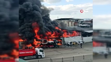 Bursa'da geri dönüşüm tesisinde çıkan büyük yangın kontrol altında