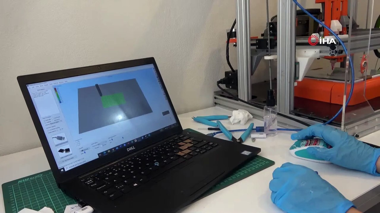 Genç Mühendis Evinde Kurduğu Laboratuvarında Kanser Hastalarına Umut Olacak Cihaz Geliştirdi