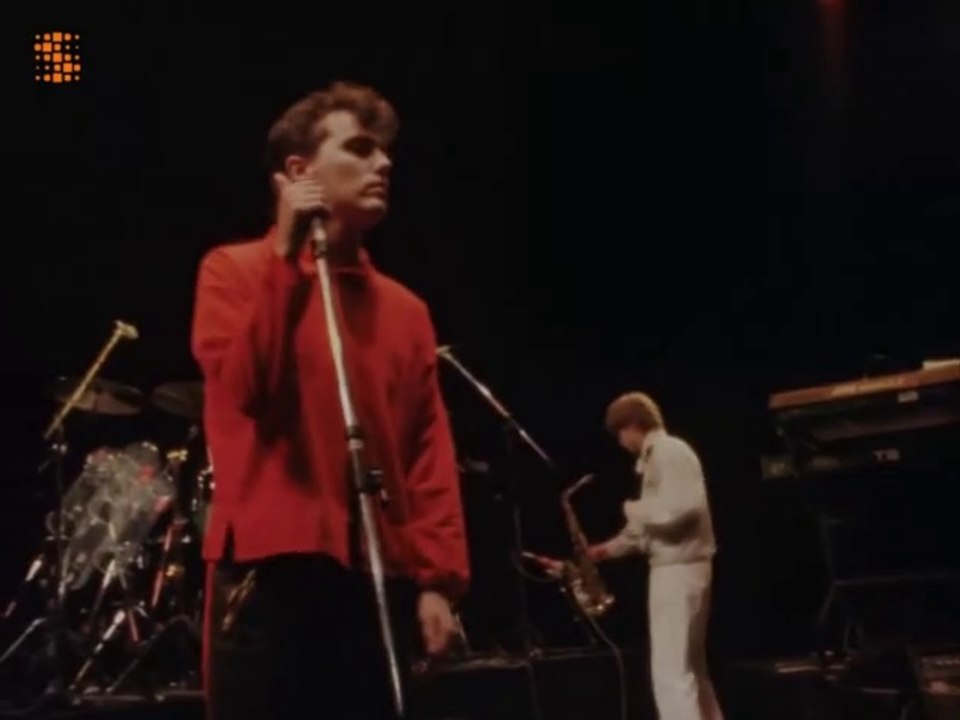 Tears for Fears "Mothers Talk" Rehearsal at Cirque Royal in Brussels (3 Short Clips Merged Together) - Graffiti June 21, 1985