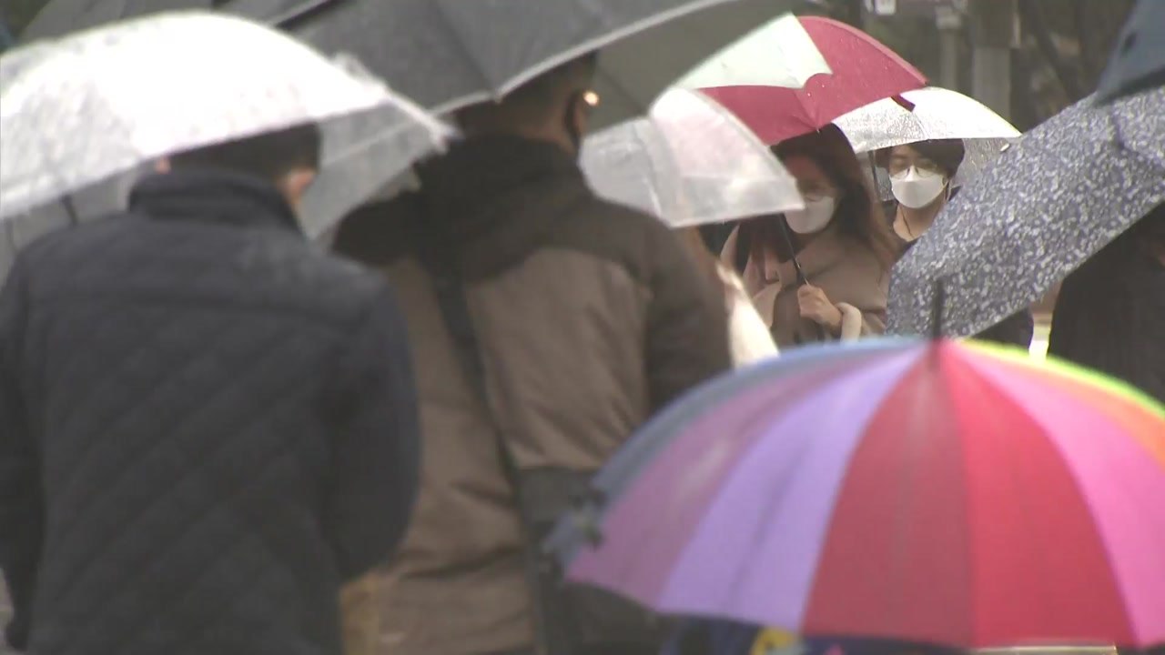 [날씨] 삼일절, 전국 많은 비·눈...영동 많은 곳 50cm↑ 폭설 / YTN