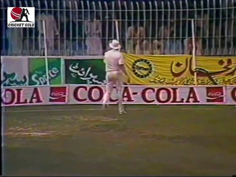 Waseem Raja 112 off 210 Balls 300 Mins 14 Fours 2 Sixes vs England 2nd Test, Faisalabad, Mar 12 - 16 1984. Raja 4th and Last Test Hundred.