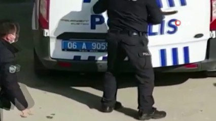 Başkent'te eski eşe sokak ortasında bıçaklı saldırı
