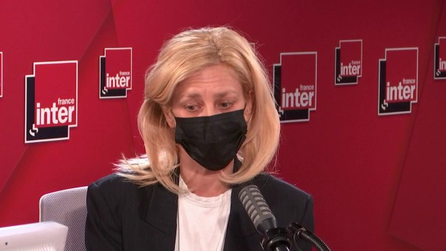 Je suis un mélange de mégalomanie et de faiblesse, je lutte entre les deux. Le cinéma me sauve toujours (Marina Foïs)