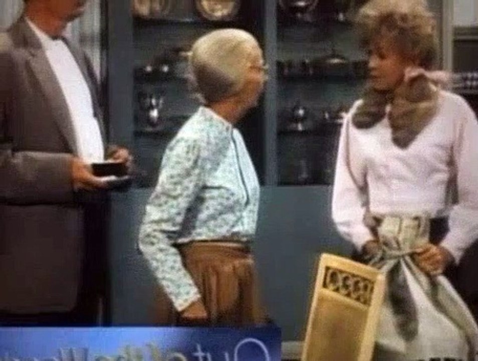 The Beverly Hillbillies S08E26 Honesty Is The Best Policy