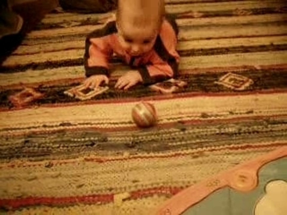Romain et la boule
