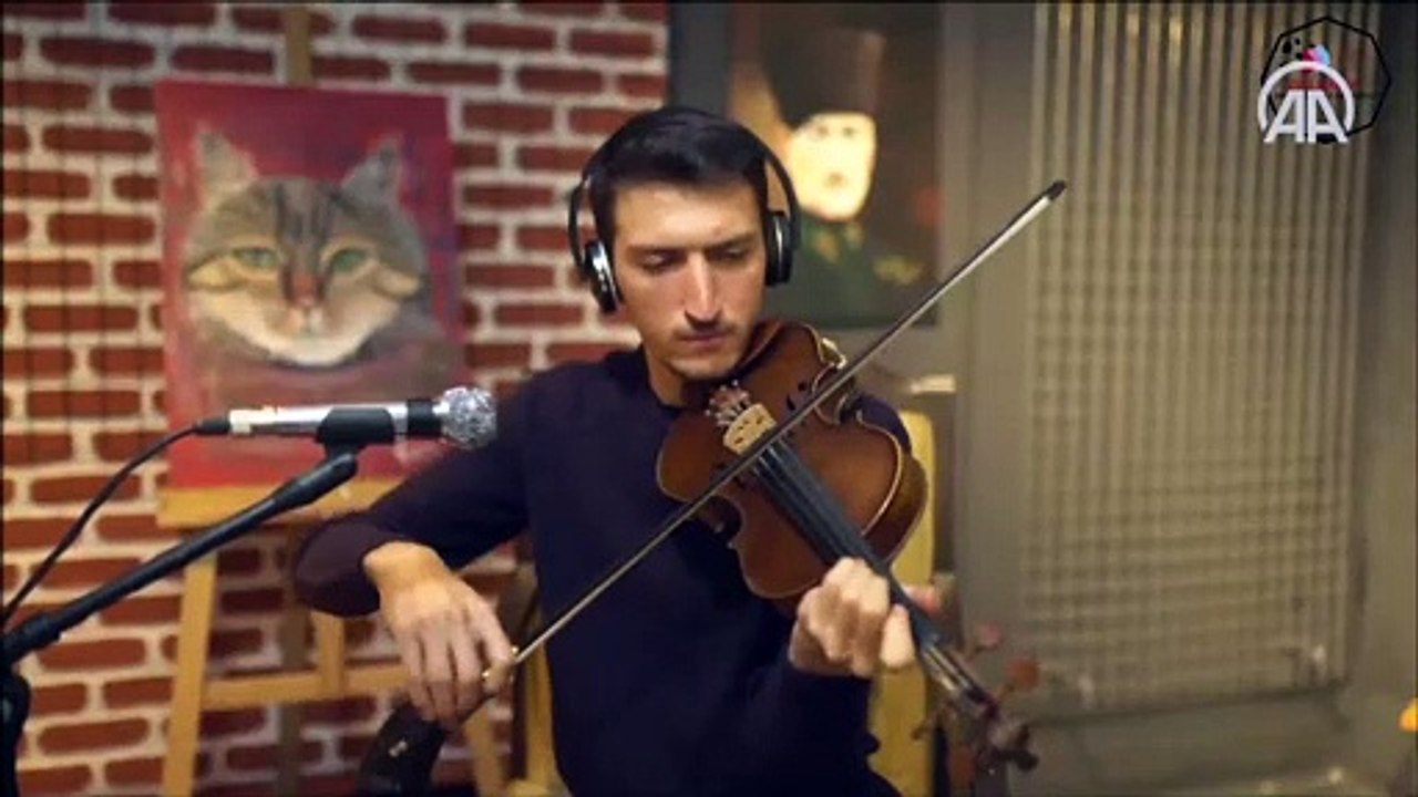 Karaman Türk Halk Müziği korosundan Yunus Emre klibi