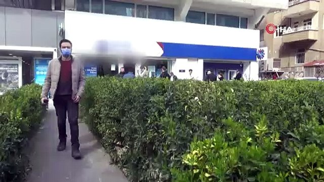Müşteri gibi gelip bankayı soymaya çalıştı