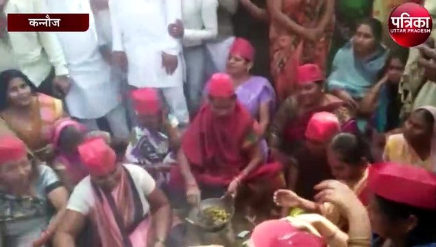 महंगाई को लेकर सपा कार्यकर्ताओं ने किया बड़ा प्रदर्शन