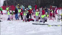 Alp Disiplini kayak yarışmaları Sarıkamış Cıbıltepe Kayak Merkezi'nde başladı