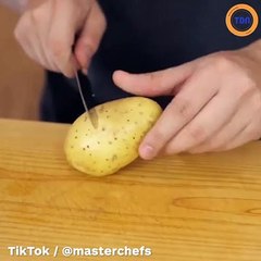 Astuce : voici comment éplucher très rapidement des pommes de terre !