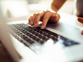 Datensicherheit: Menschen vertrauen Amazon und Co. mehr als Behörden
