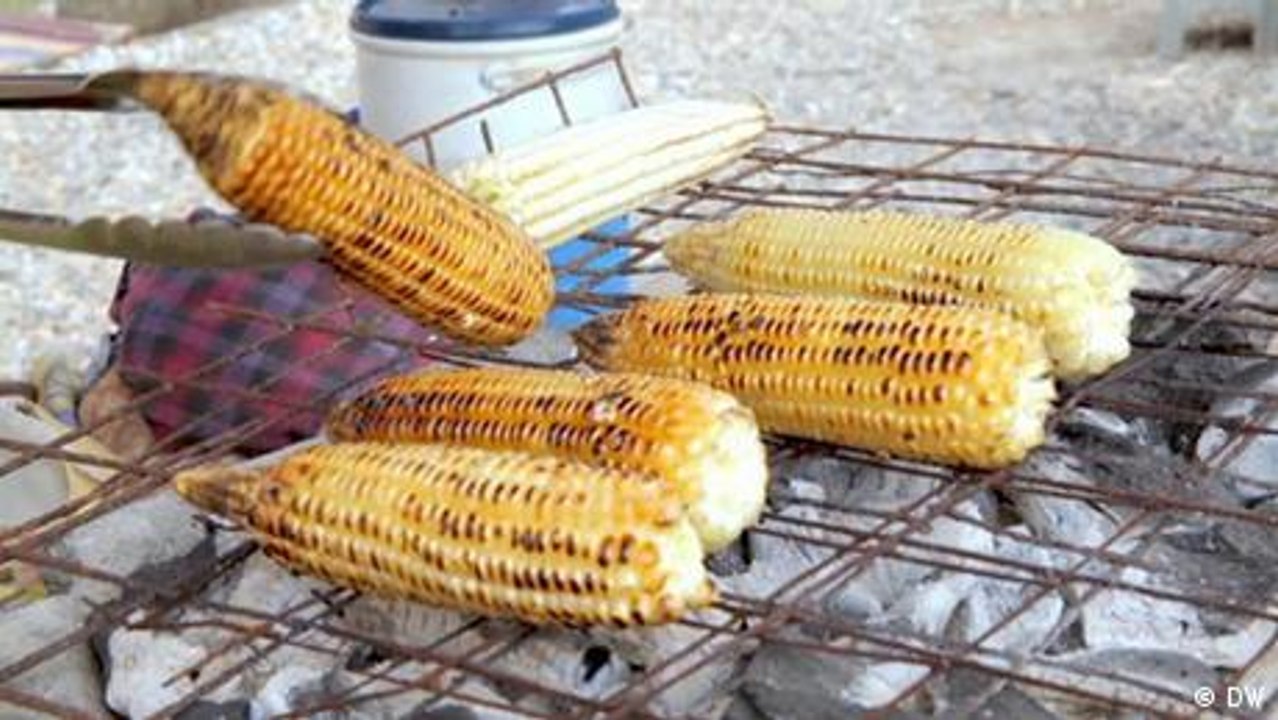 Global Snack: Gegrillte Maiskolben aus Ghana