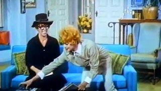 The Lucy Show - Season 6 - Episode 14 - Lucy and Carol Burnett - Part 1