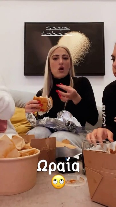 Iωάννα Τούνη: Δείτε πώς περνά τις πρώτες μέρες στο νέο της διαμέρισμα! (3)