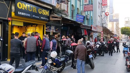 Gündüz vakti telefoncuya silahlı saldırı