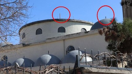 Caminin kubbesindeki alemleri çaldılar