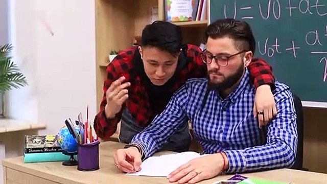 Superhéroes En La Universidad / 9 Útiles Escolares De Marvel vs Útiles Escolares De DC