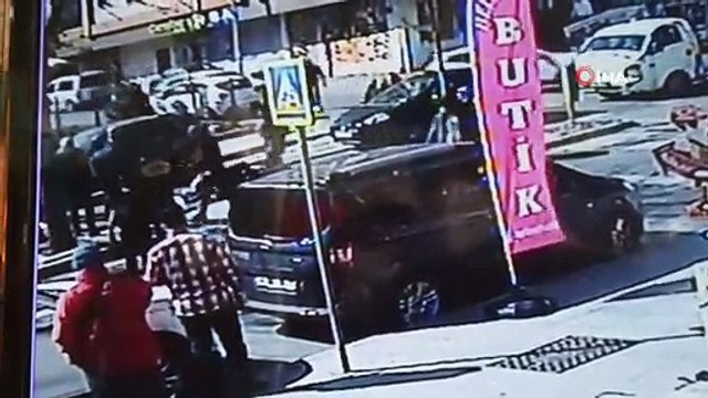 Ataşehir’de sipariş yetiştirmek isteyen motokurye, genç kadını canından ediyordu