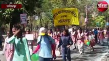 संचारी रोगों को जागरूक करने के लिए जिला अधिकारी के साथ निकाली गई जन जागरूकता रैली