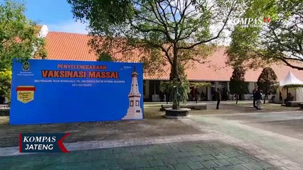 Pedagang Dan Pelaku Pariwisata Mulai Divaksin