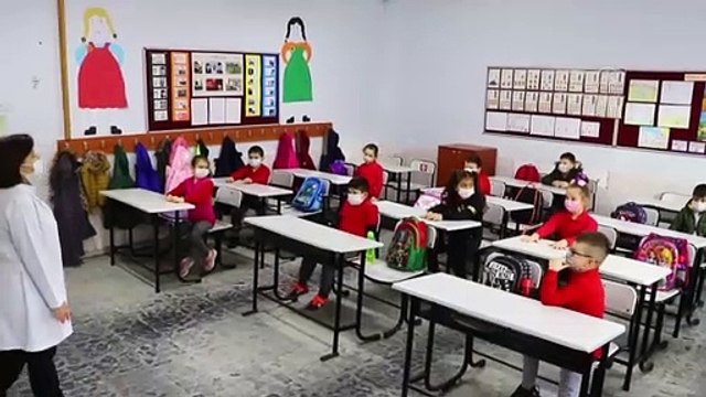 TEKİRDAĞ - Trakya'da yeni normalleşme süreciyle okullarda yüz yüze eğitime başlandı