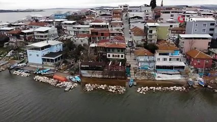 Sular yükseldi, tarihî köy yine ada oldu