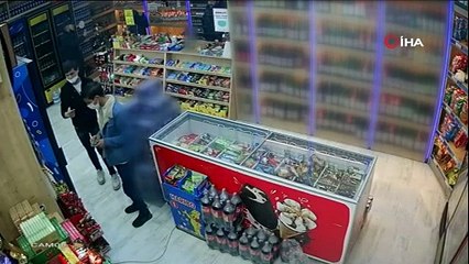 Yer: Bursa... O anlar kamerada! Müşteri gibi girip...