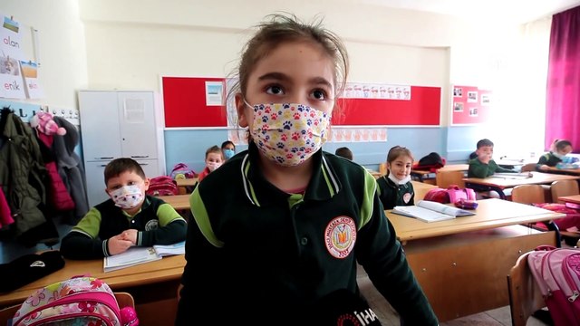 AKSARAY - Yeni normalleşme süreciyle okullarda yüz yüze eğitime başlandı