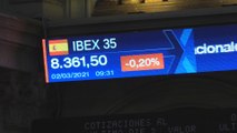 El Ibex 35 mantiene ligeras caídas del 0,10 % tras la apertura