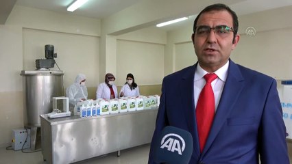 VAN - Dezenfektan üreten meslek lisesi bir yılda 2 milyon lira ciroya ulaştı