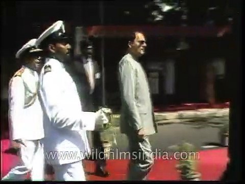 Rajiv Gandhi escapes an attempt on his life by a Sri Lankan Naval Cadet