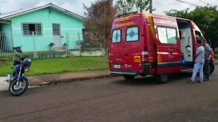 Acidente envolvendo carro e motocicleta é registrado na manhã desta terça-feira