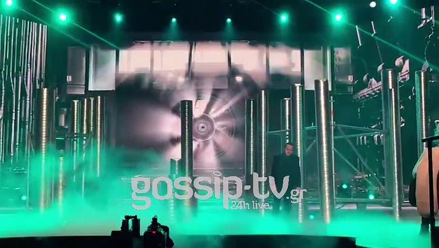 YFSF: Ο Κρατερός Κατσούλης έγινε ο Βασίλης Καρράς με guest έκπληξη την ίδια την Κωνσταντίνα