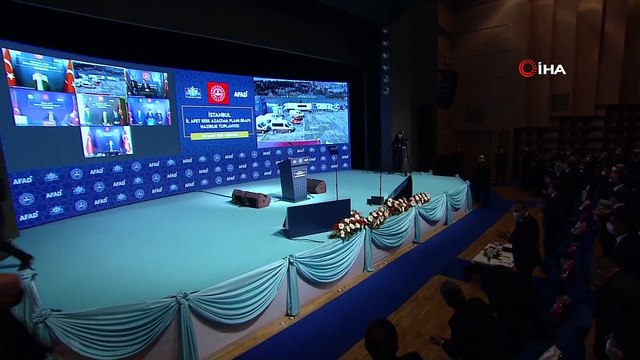 - İçişleri bakanı Süleyman Soylu İstanbul İl Afet Risk Azaltma Planı programında konuştu